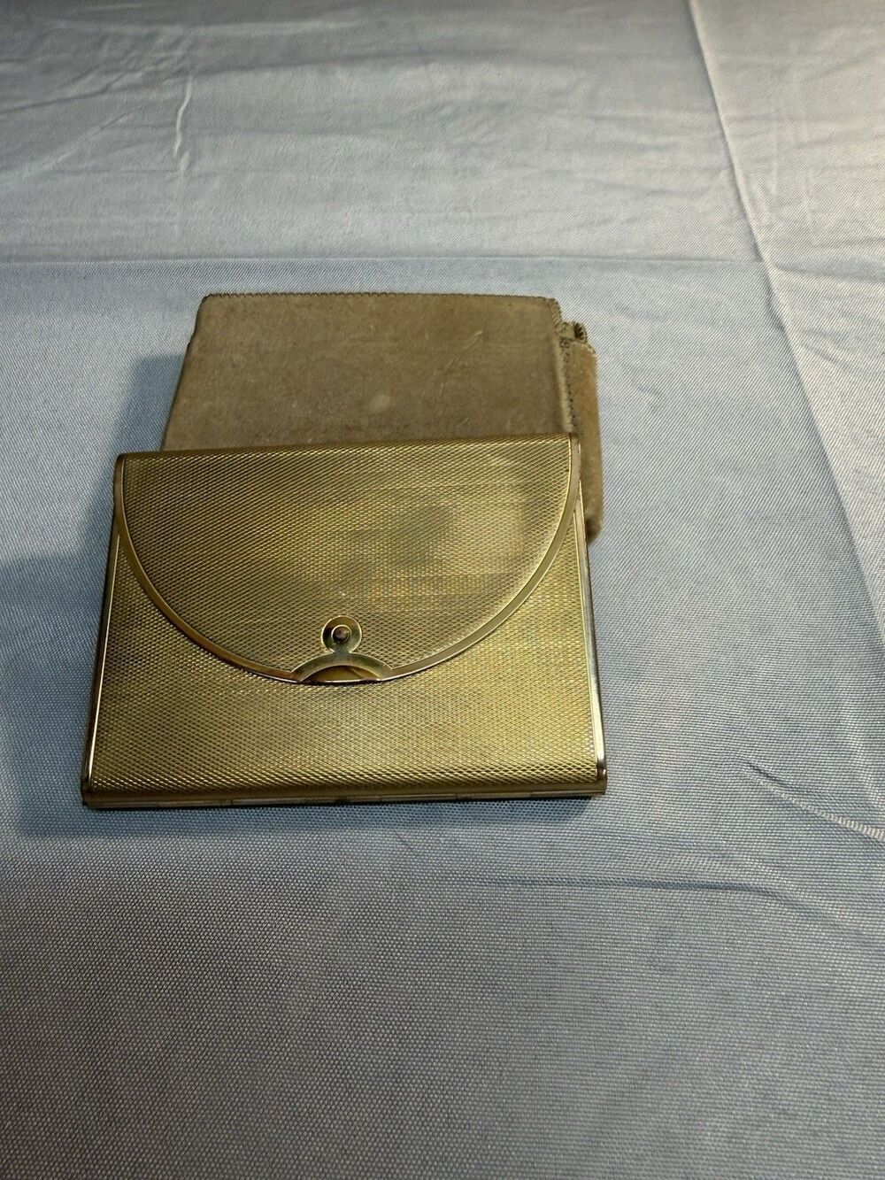 Vintage Coty brass textured powder compact envelope style